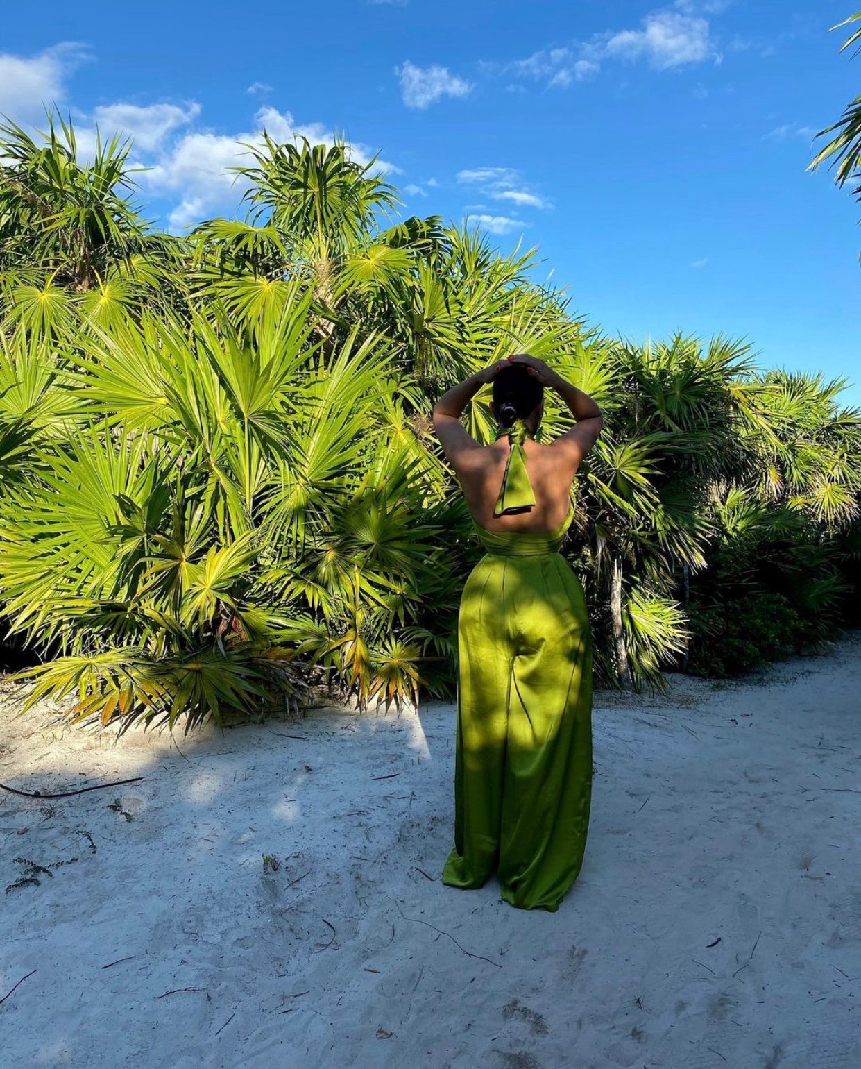 Image of MERMAIDS LIME GREEN SILK SET (MEDIUM)