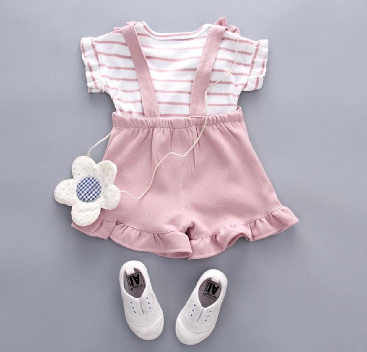 Image of Patty overall shorts set 