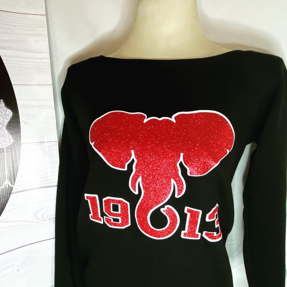 Custom Off Shoulder T-shirts or Fleece Tops