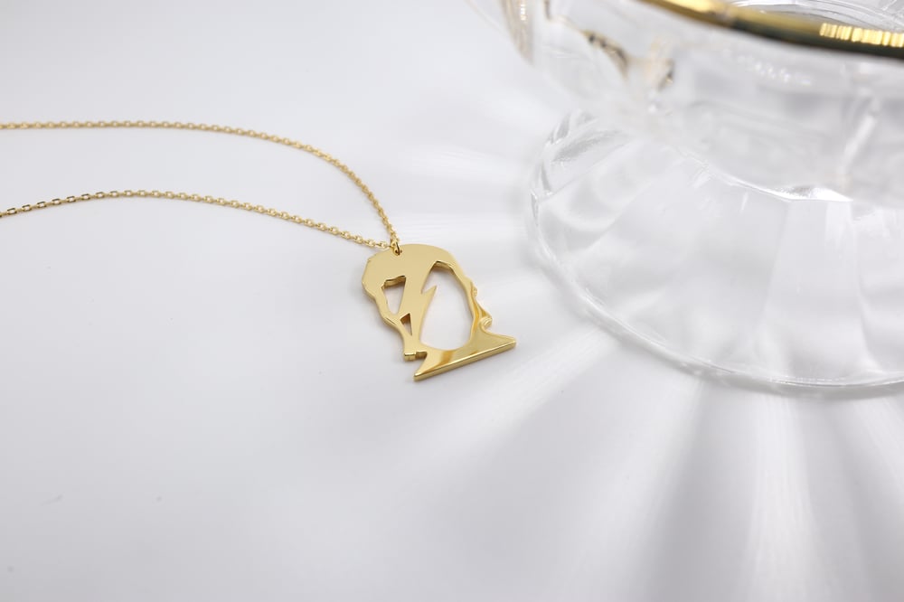 Aladdin Sane Gold Pendant and Chain (925 Silver)
