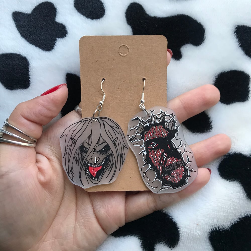 Hisoka dangling earrings | macewinndu