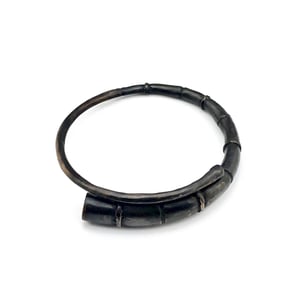 Image of Black Tendril Bangle Bracelet 08
