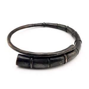 Image of Black Tendril Bangle Bracelet 08