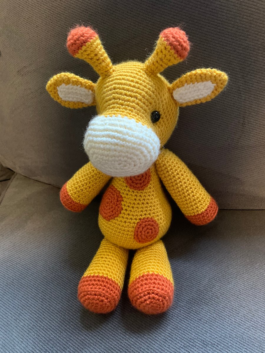 Jeremy the Giraffe | Cuddly Critters Co