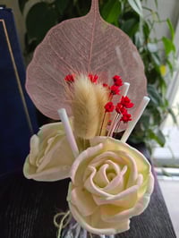 Image 2 of Sweet Rose and Lacy Leaf Floral Reed Diffuser