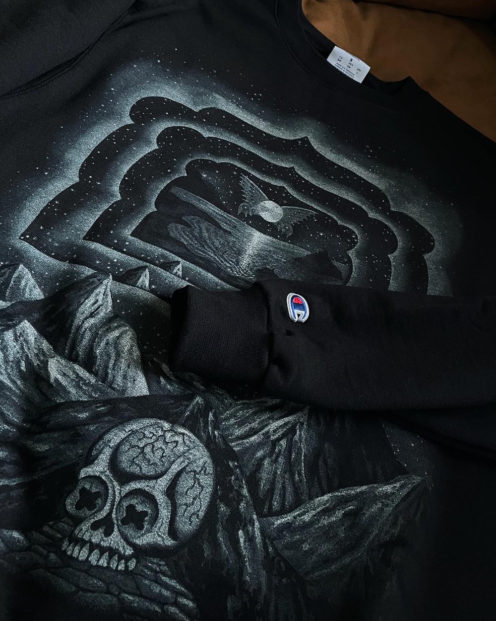"Call Of The Void" Crewneck