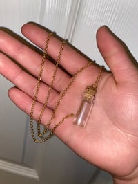 Sand in a bottle chain