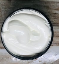 Image 4 of VANILLA & MAHOGANY TEAKWOOD BODY BUTTER 8OZ