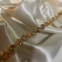 Image 2 of 4 Leaf Clover Bracelet - Tri-Color Gold