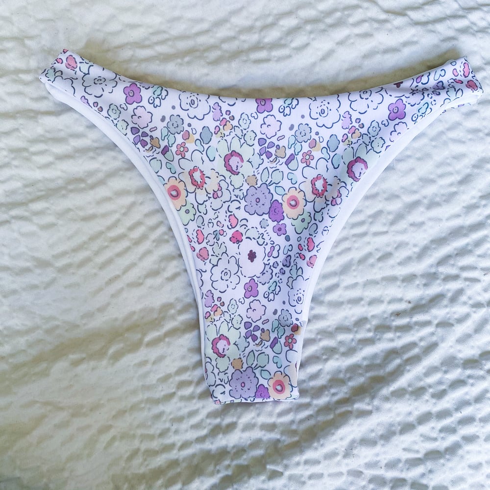 Image of HIGH TIDES : FLORAL DAYDREAM X WHITE 