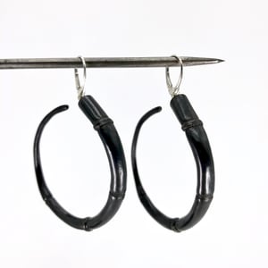 Image of Tendril Hoop Earrings, Black #3