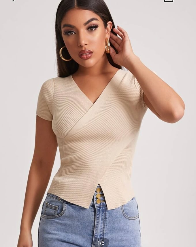 Image of Form Fitting Knit Top