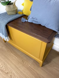 Image 4 of Vintage Stag Minstrel BLANKET BOX / TOYS BOX / OTTOMAN / HALLWAY SEAT / SHOES STORAGE in Mustard