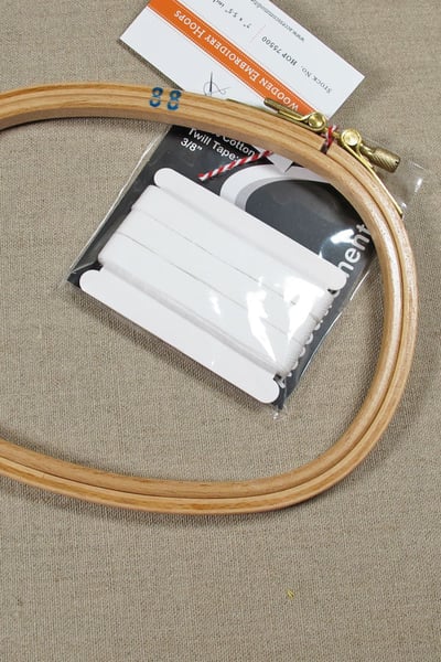 Image of Wooden Embroidery Hoop, Sq-Round 7 x 5.5"