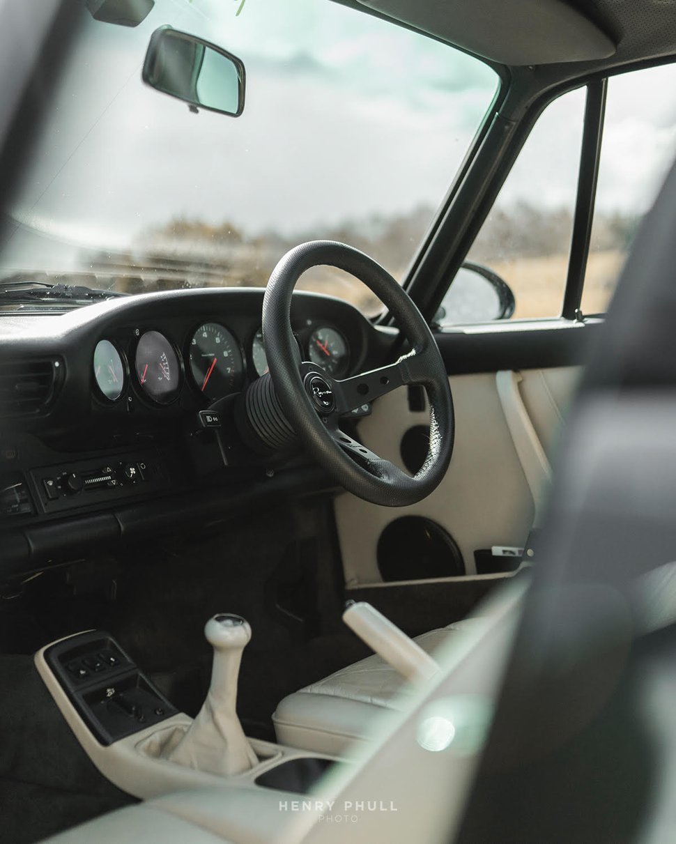 Image of Renown 100 Dark Steering Wheel