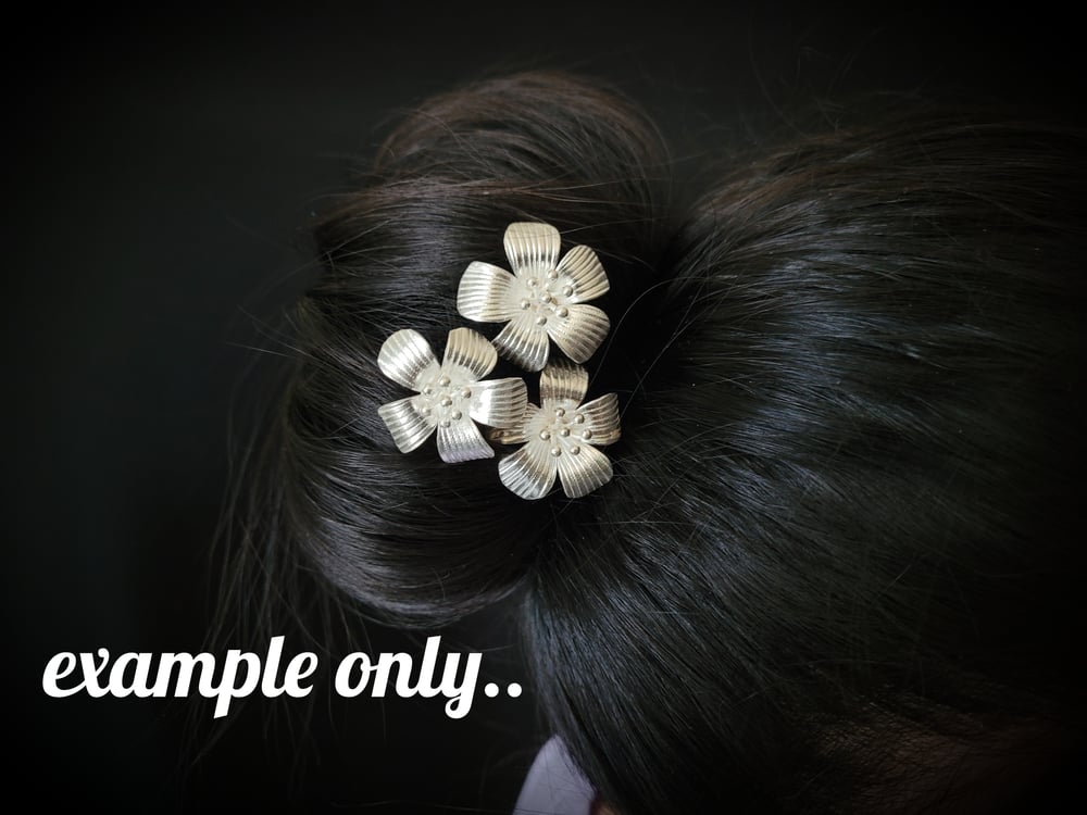PH159 Daisy Hairpin
