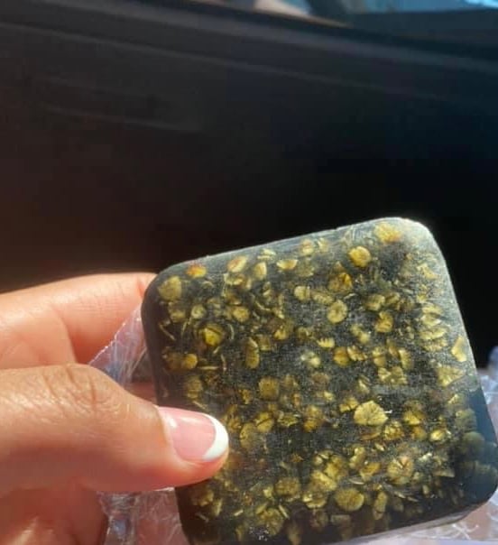 Charcoal Tumeric Bentonite Oats & Lemon