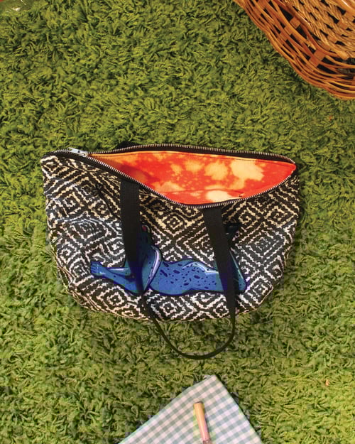 Image of SEXY FROG Tribal Zippered Short Tote