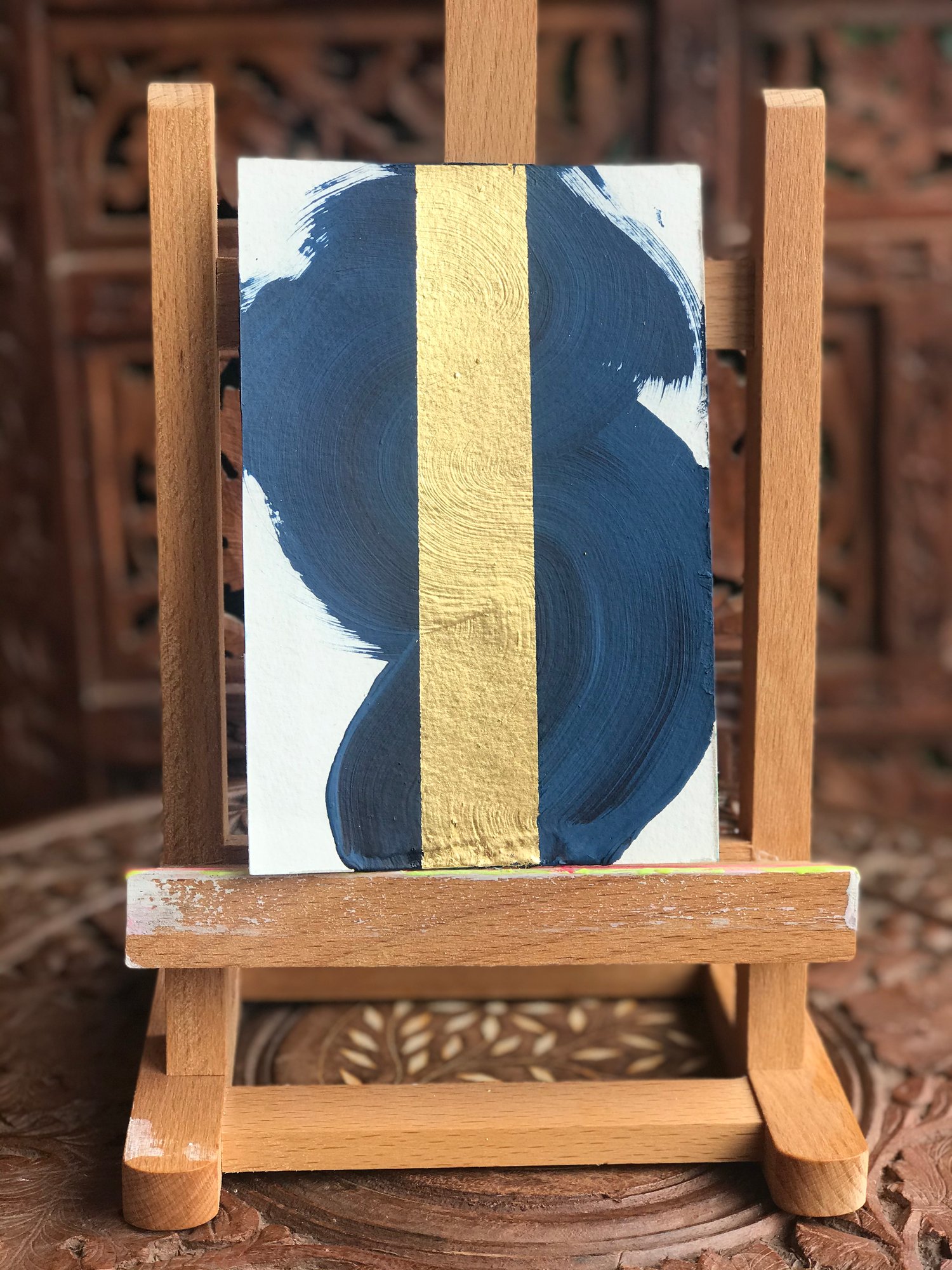 Tiny - prussian blue and 23,75 carat gold - acrylic on aquarelle paper