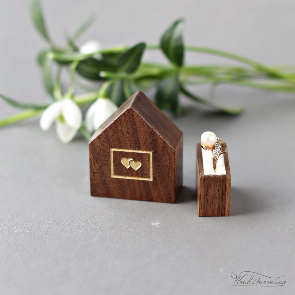Image of Pocket size tiny ring box with gold color hearts