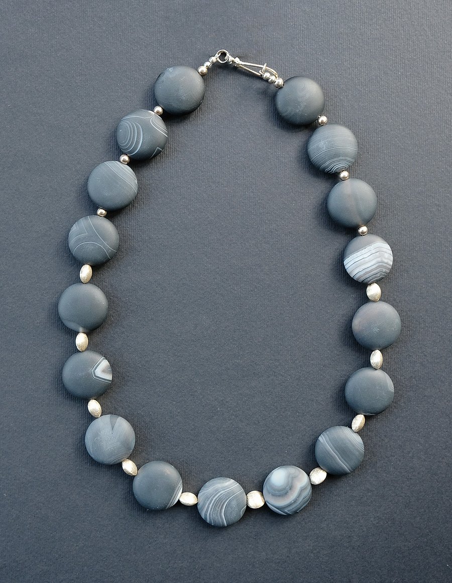 Image of HANDMADE AGATE & STERLING SILVER 'COIN' NECKLACE