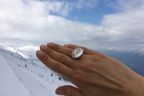 Image of "Open out the wings" silver ring with rock crystal  · ALAS EXPLICARE ·