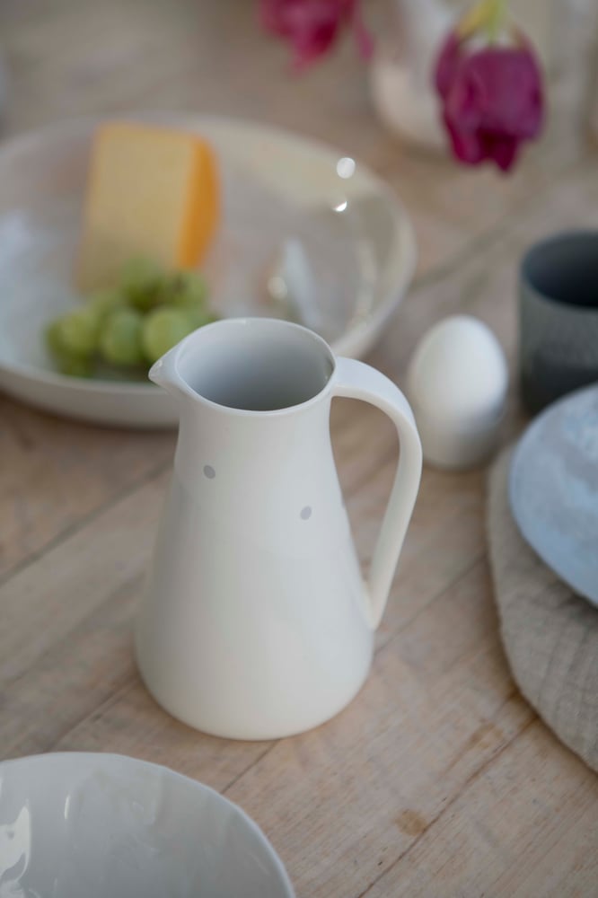 Image of Liten karaffel med prikker