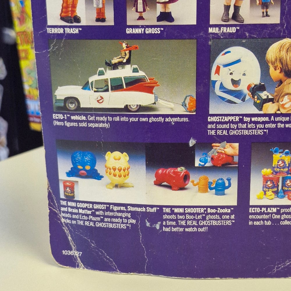 Image of Kenner The Real Ghostbusters Fright Features Ray Stantz & Jail Jaw Ghost (Carded)