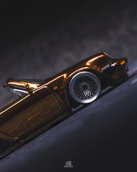 Image 17 of RLC PORSCHE 911 TARGA TURBO CUSTOM