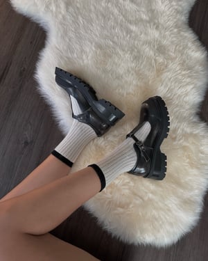 P METAL BEIGE MARY J