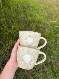 Image 2 of Set of 2 seashell mugs