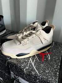 Jordan 4 Cream Grey