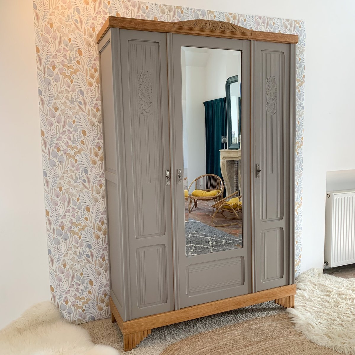 Image of VENDUE/SOLD OUT Armoire Mellow