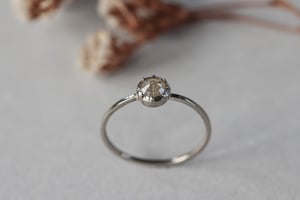 Image of *SALE - was £1950* 18ct White gold, pale Brown Grey diamond ring (LON299)