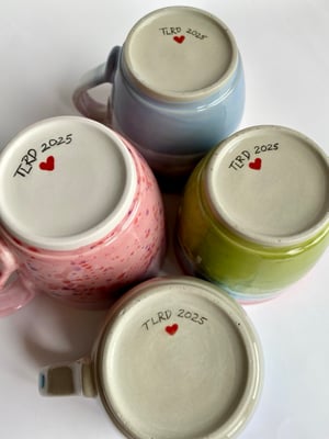 Image of Round Mug Beach