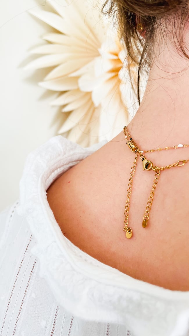 MADELEINE | Collier chaîne très fine acier inoxydable doré et mini perles 