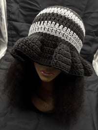 Image 3 of Bucket Ruffle Hat & Earring Set - Med