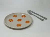 Image 1 of Salad flower Plate