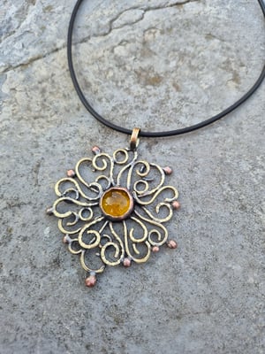 Curly sun pendant 