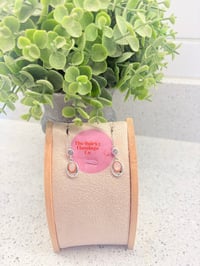 Mother of Pearl (pink) diamante e/ring