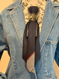 Image 3 of The Navigator