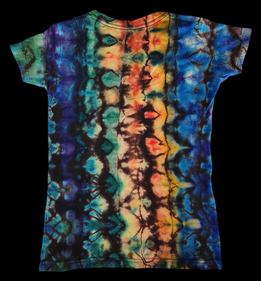 Image of COSMIC FREQUENCY v-neck T-shirt M