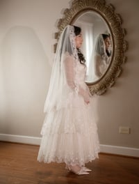 Image 3 of Scalloped Lace Veil 