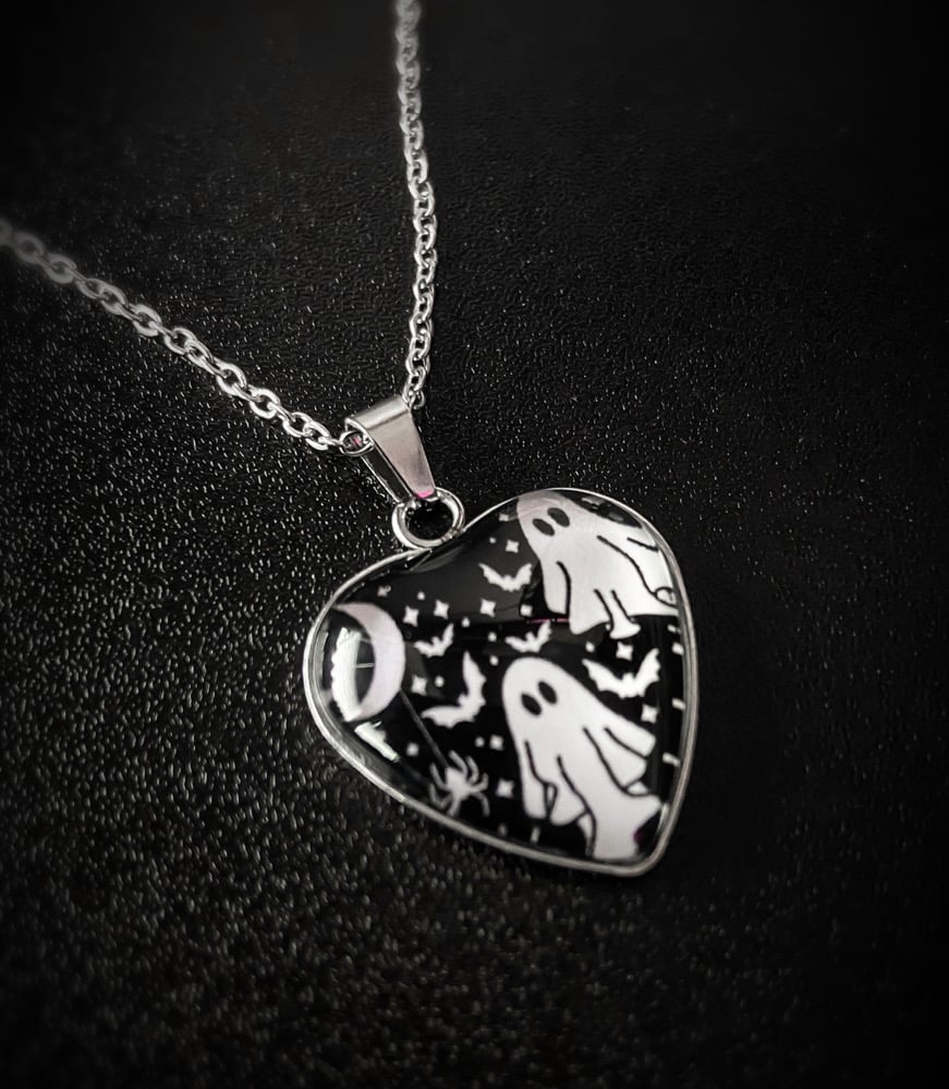 Image of SPOOKY HEART 