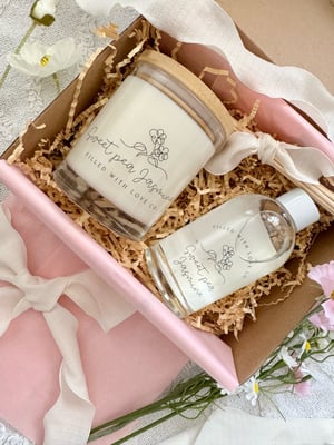 Image of Candle + Reed Gift Set