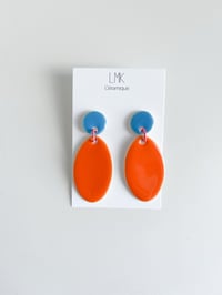 Paire de boucles d'oreilles céramique LARGA bleu et orange