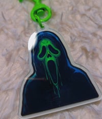 Image 2 of Glow in the Dark Ghostface Charm