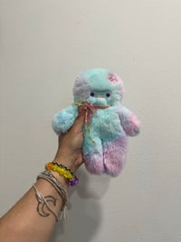Pastel Floof (purple eyes)
