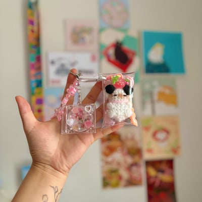 Image of DJ Happy keychain: Pink