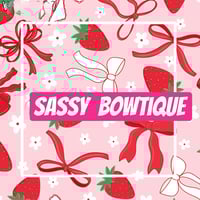 Strawberries & bows 🍓🎀